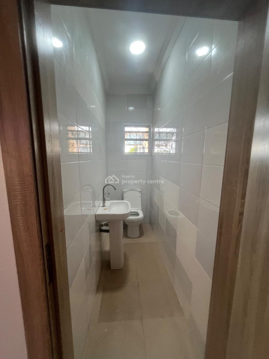 Luxury 3 Bedroom Flat Upstairs Just 3 in The Compound, Abraham Adesanya, Ajah, Lagos, House for Rent