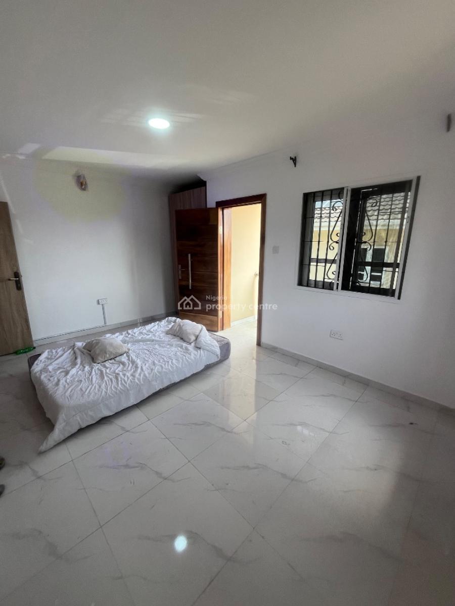 Luxury 3 Bedroom Flat Upstairs Just 3 in The Compound, Abraham Adesanya, Ajah, Lagos, House for Rent