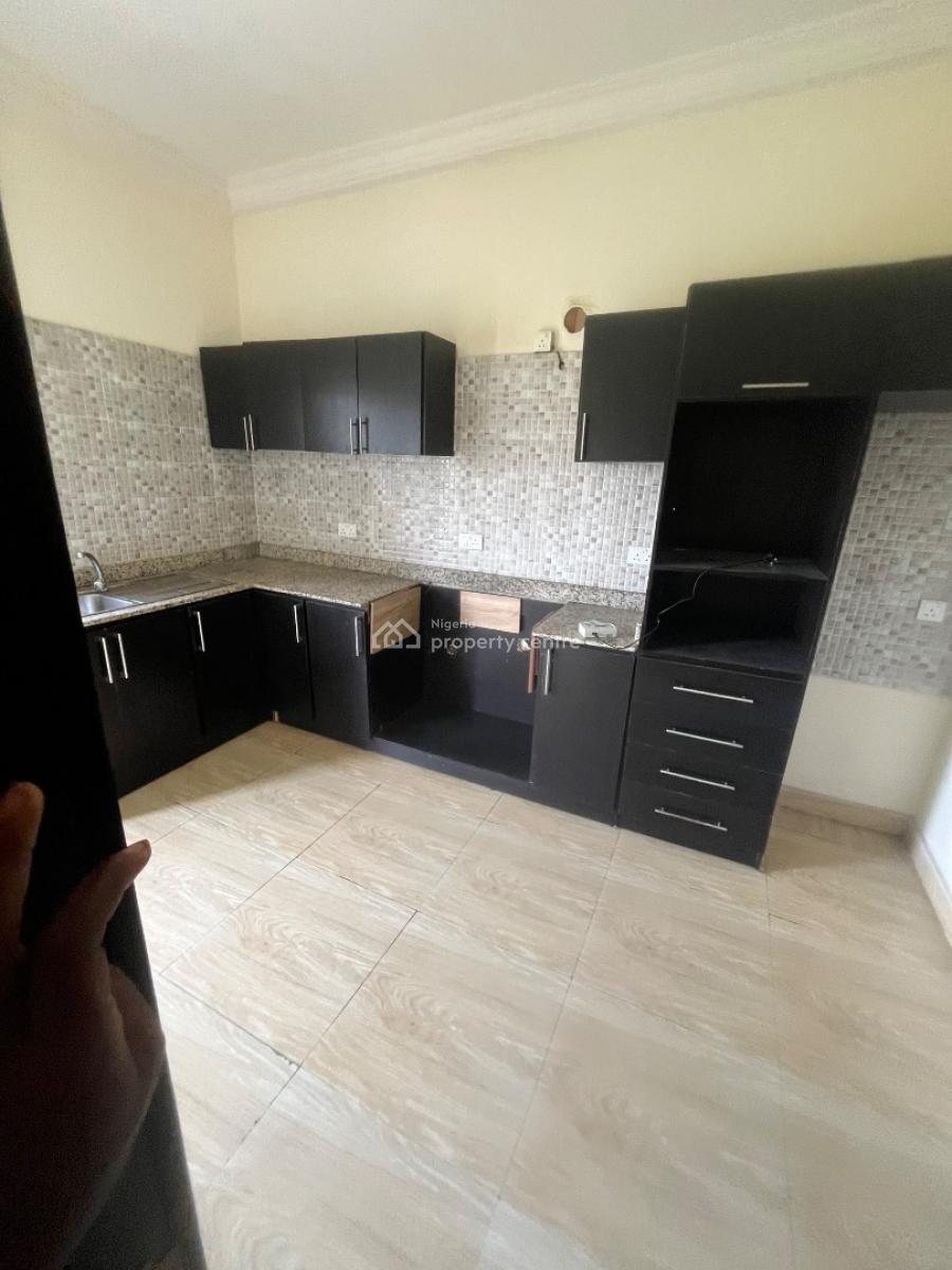 Beautiful Luxury 2 Bedroom Flat Upstairs with Bq, Abraham Adesanya, Ajah, Lagos, House for Rent