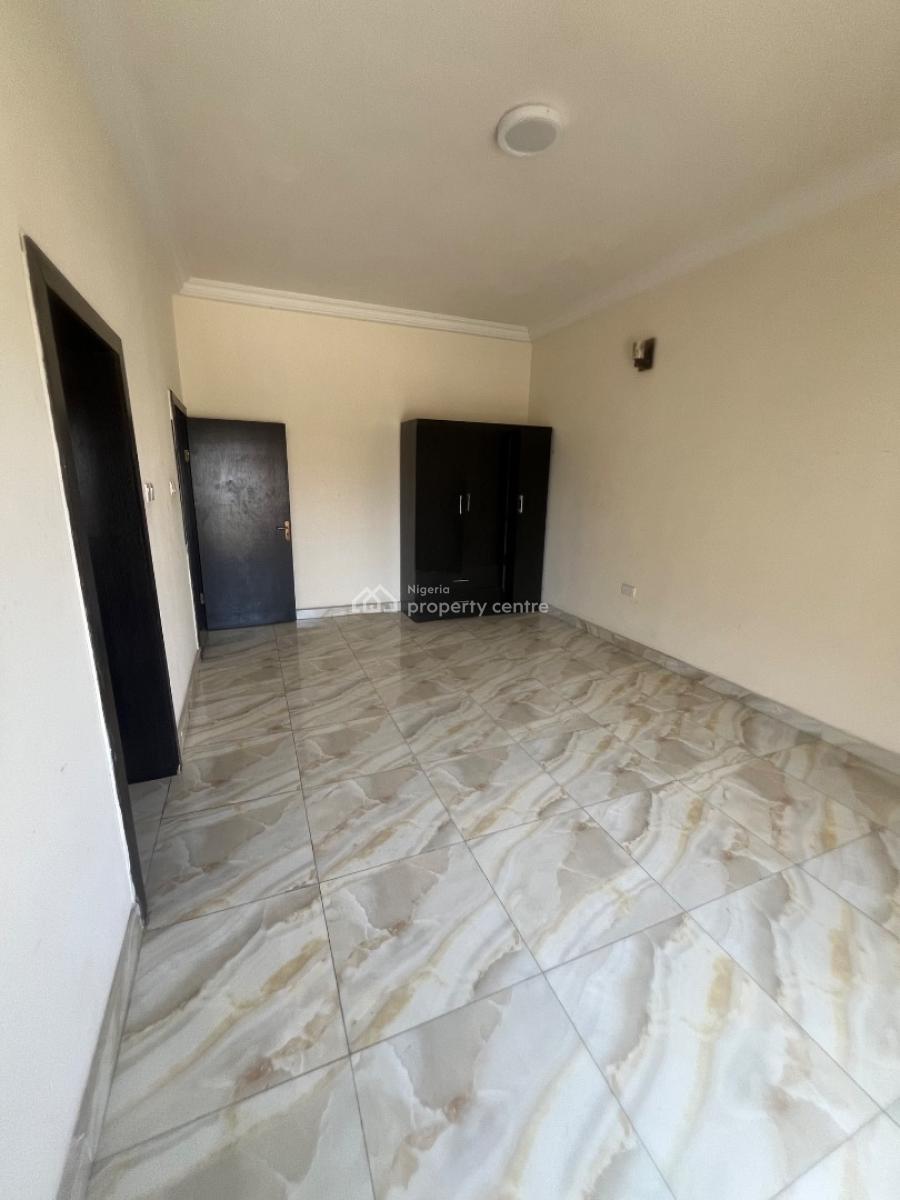 Beautiful Luxury 2 Bedroom Flat Upstairs with Bq, Abraham Adesanya, Ajah, Lagos, House for Rent