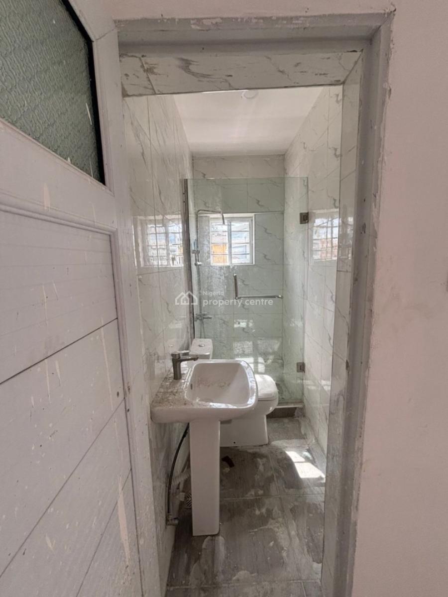 Luxury 2 Bedroom Apartment in a Mini Estate, Sangotedo, Ajah, Lagos, Flat / Apartment for Rent