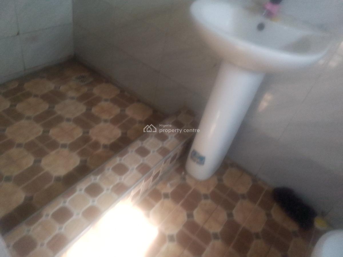 Spacious Luxury 2 Bedroom Flat with Excellent Features, Agunbiade Street, Ogombo, Ajah, Lagos, Flat / Apartment for Rent