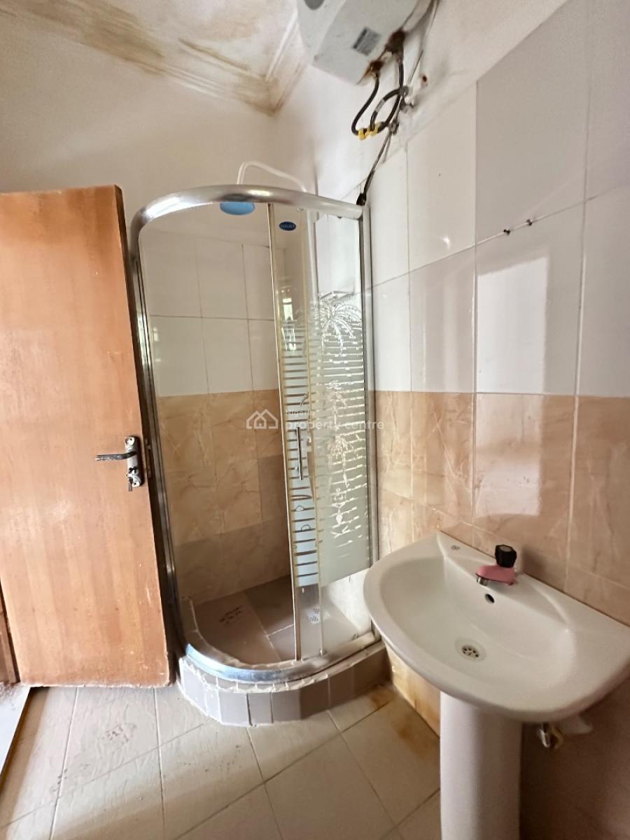 Nicely Done 2 Bedroom Apartment, Orchid, Lekki, Lagos, Flat / Apartment for Rent