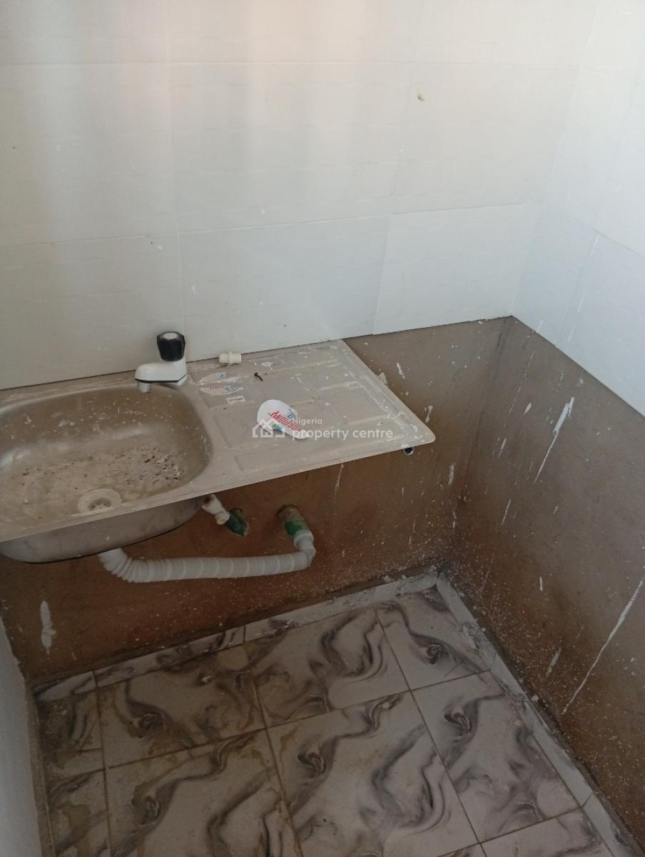 Nice Self Contain Room, Off Oshiforlarin Street, Akoka, Yaba, Lagos, Self Contain (single Rooms) for Rent