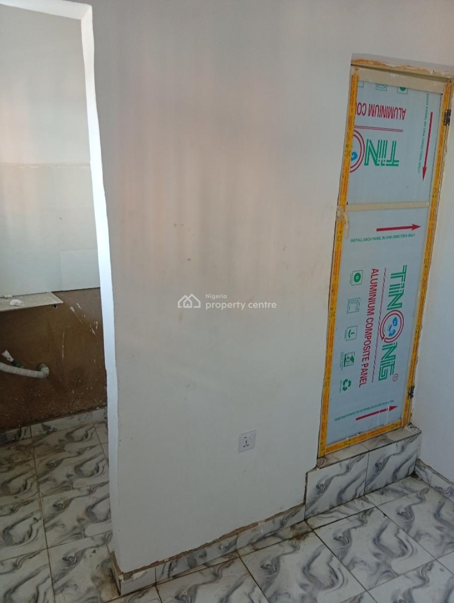 Nice Self Contain Room, Off Oshiforlarin Street, Akoka, Yaba, Lagos, Self Contain (single Rooms) for Rent