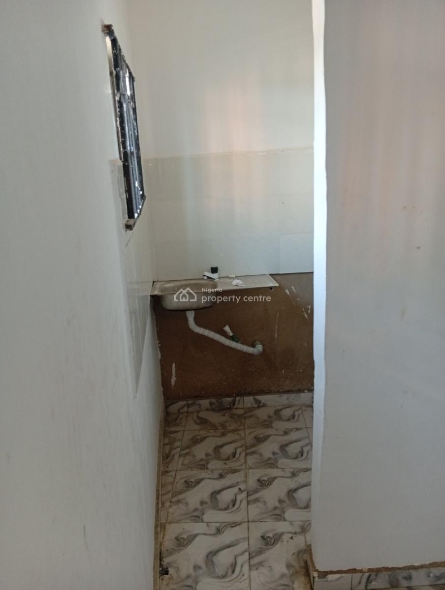 Nice Self Contain Room, Off Oshiforlarin Street, Akoka, Yaba, Lagos, Self Contain (single Rooms) for Rent