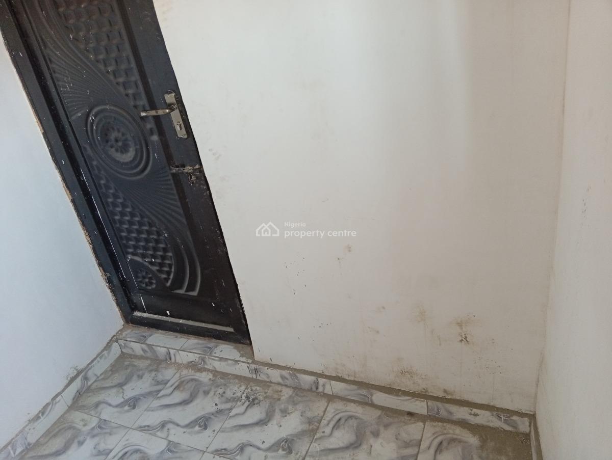 Nice Self Contain Room, Off Oshiforlarin Street, Akoka, Yaba, Lagos, Self Contain (single Rooms) for Rent