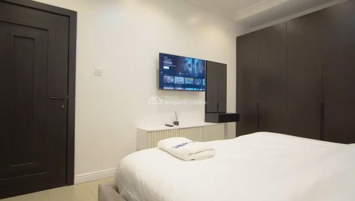 Luxury 3 Bedroom Apartment with a Bq, Pool and Gym, Off Bourdillon Road, Ikoyi, Lagos, Flat / Apartment for Sale