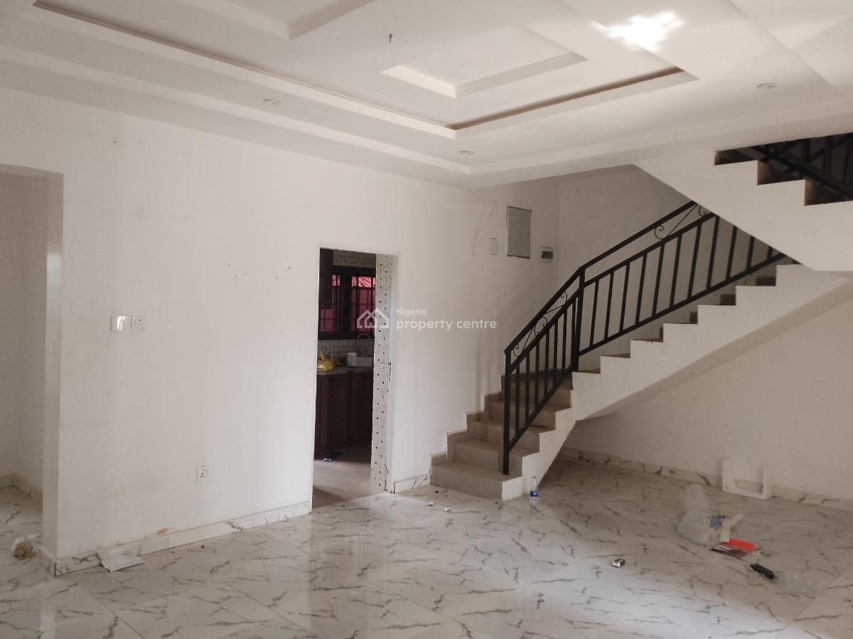 Luxury Two Bedroom Terrace Duplex, Scc Road, Ushafa, Bwari, Abuja, Flat / Apartment for Rent