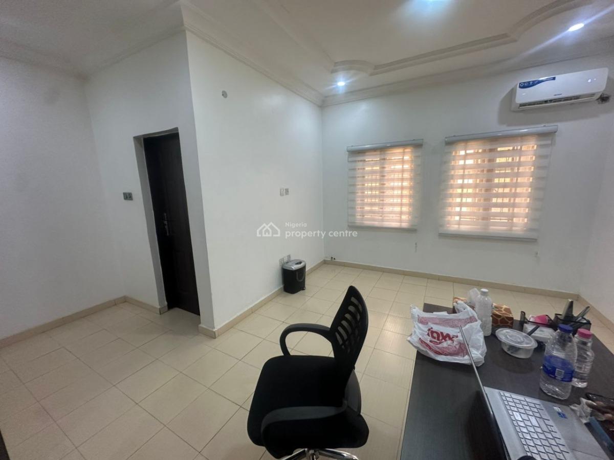 Luxurious Massive 4 Bedroom Semi-detached Duplex with Bq, By Lois Edet House, Asokoro District, Abuja, Semi-detached Duplex for Rent