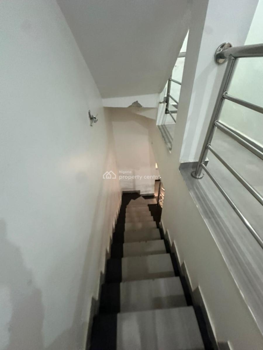 Luxurious Massive 4 Bedroom Semi-detached Duplex with Bq, By Lois Edet House, Asokoro District, Abuja, Semi-detached Duplex for Rent