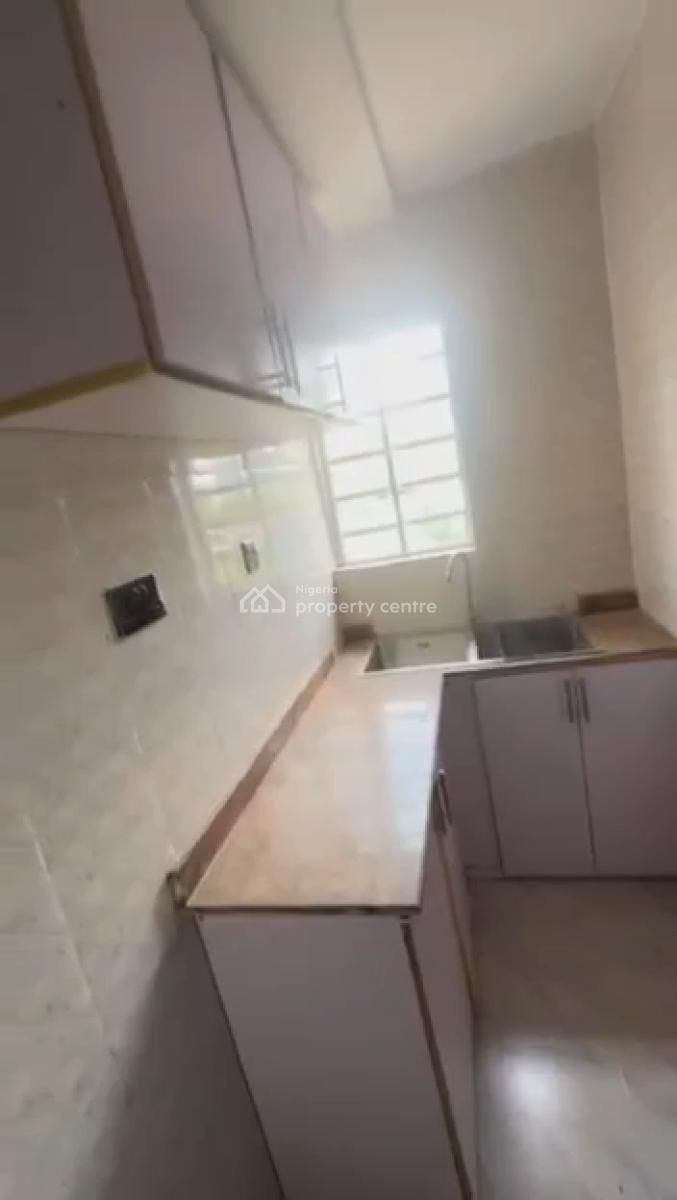 2 Bedroom Apartment, Mende, Maryland, Lagos, Flat / Apartment for Rent