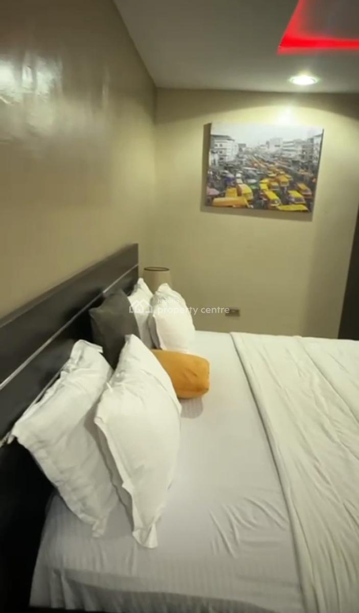 Exquisitely Fully Furnished Serviced Studio Flat Apartments with a Cen, 2rd Avenue, Old Ikoyi, Ikoyi, Lagos, Mini Flat (room and Parlour) for Rent