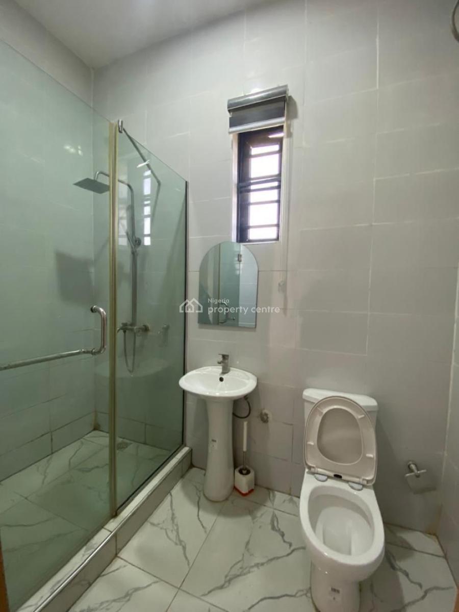 Luxurious Semi Master Bedroom, Orchid Road, Lekki Phase 2, Lekki, Lagos, Self Contain (single Rooms) for Rent