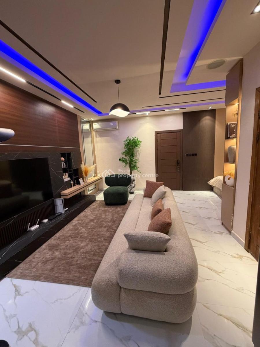 Beautiful and Luxury Studio with Ps5, Bathroom, Work Space & Balcony, Lekki Phase 1, Lekki, Lagos, Self Contain (single Rooms) Short Let