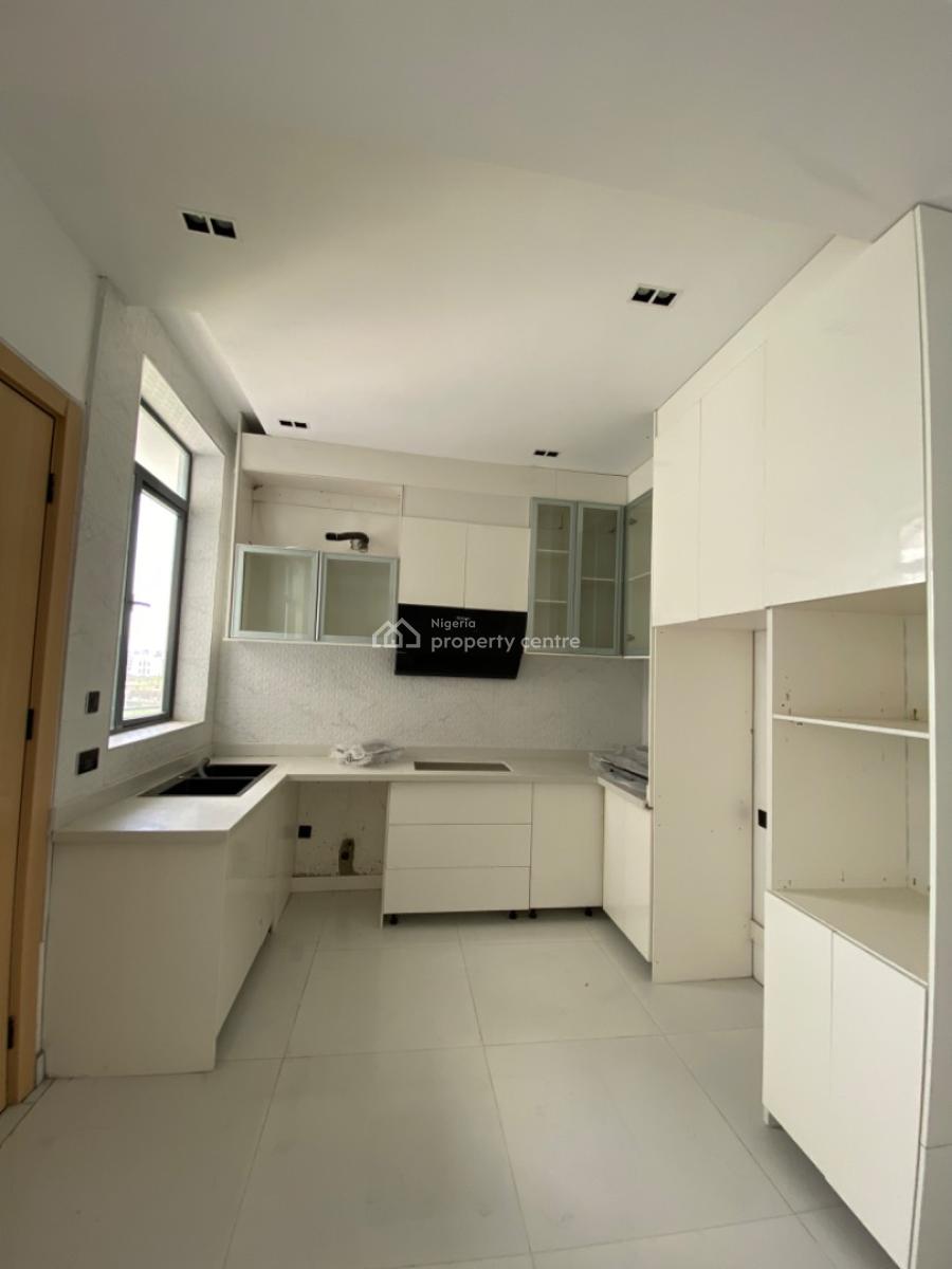 2 Bedroom Apartment, Ikate, Lekki, Lagos, Block of Flats for Sale