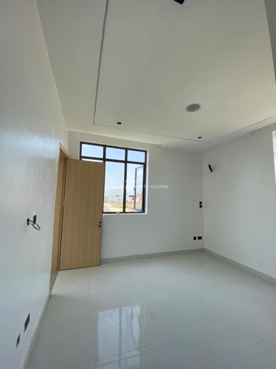 2 Bedroom Apartment, Ikate, Lekki, Lagos, Block of Flats for Sale