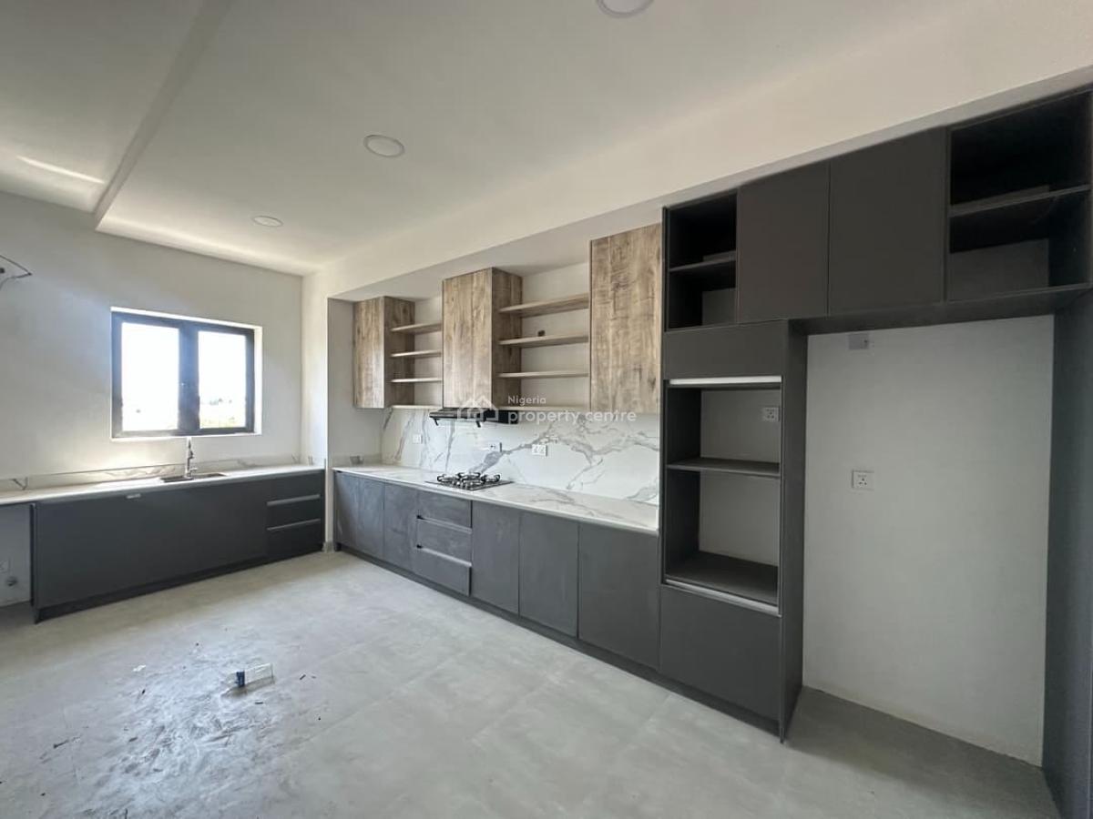 3 Bedroom Apartments with Bq and a Pool, Lekki Phase 1, Lekki, Lagos, Flat / Apartment for Rent