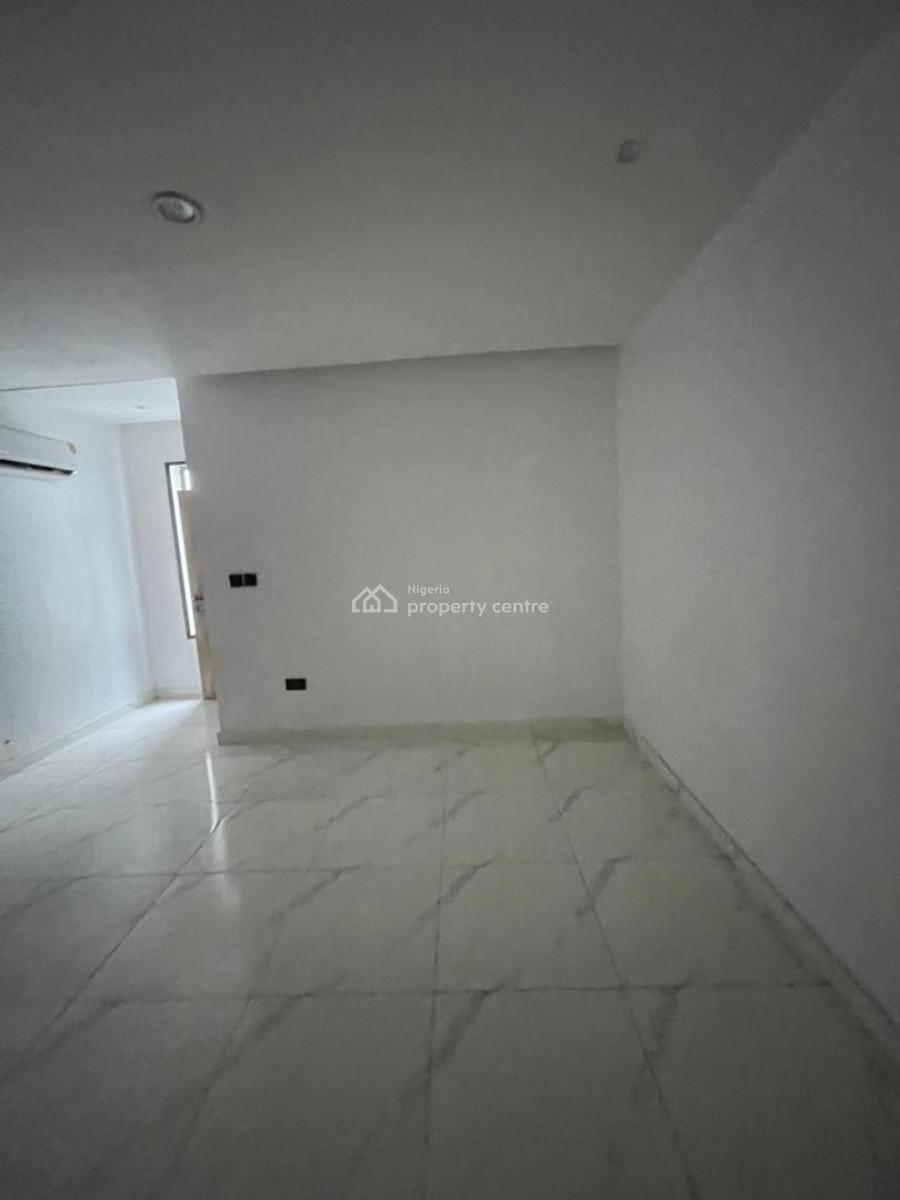 Luxury 2 Bedroom Apartment with Excellent Facilities, Ologolo Lekki, Lekki, Lagos, Flat / Apartment for Rent