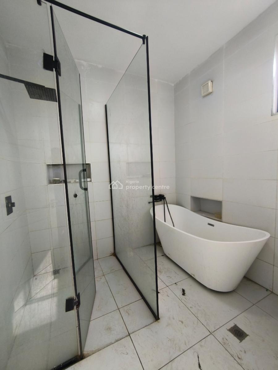 Well Maintained 4 Bedroom Maisonette Plus Bq, Ologolo, Lekki, Lagos, Terraced Duplex for Rent