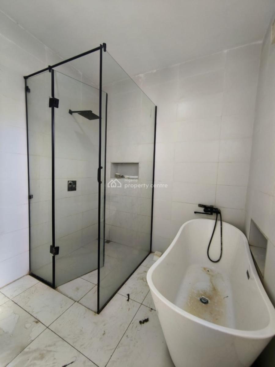 Lovely Well Built 4-bedroom Available, Ologolo, Lekki, Lagos, Flat / Apartment for Rent