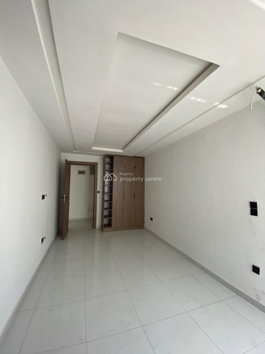 2 Bedroom Apartment, Lekki, Lagos, Block of Flats for Sale