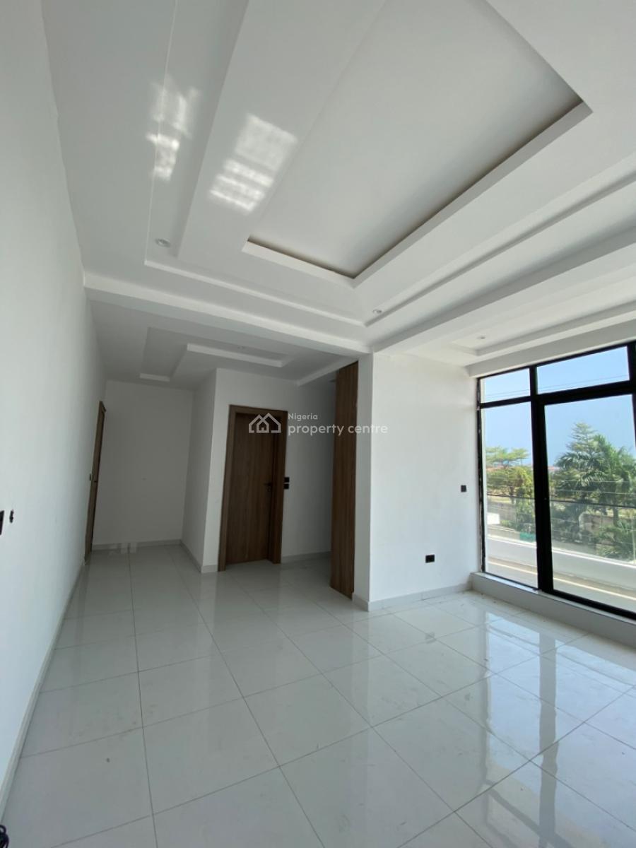 2 Bedroom Apartment, Lekki, Lagos, Block of Flats for Sale