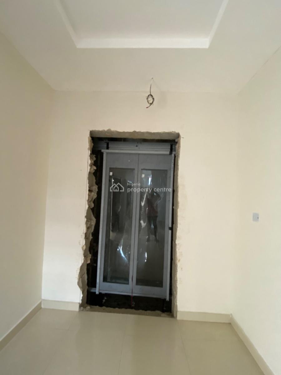 2 Bedroom Apartment, Lekki, Lagos, Block of Flats for Sale