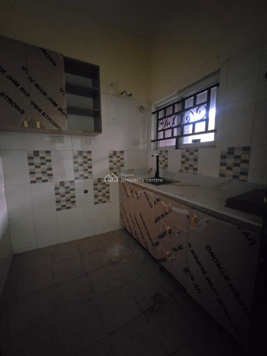 1-bedroom Apartment, Lekki Phase 1, Lekki, Lagos, Mini Flat (room and Parlour) for Rent