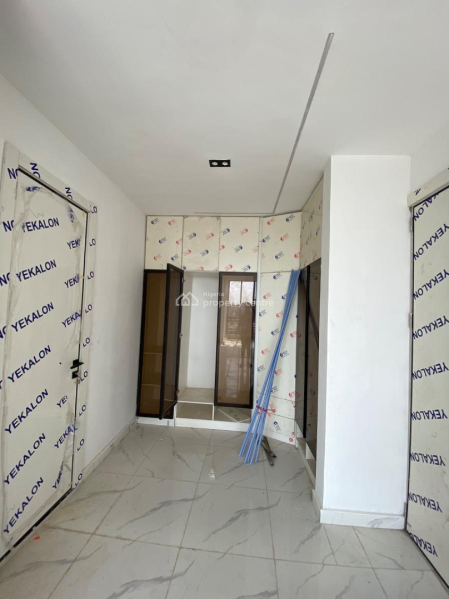 3 Bedroom Apartment with Bq, Ikate, Lekki, Lagos, Block of Flats for Sale