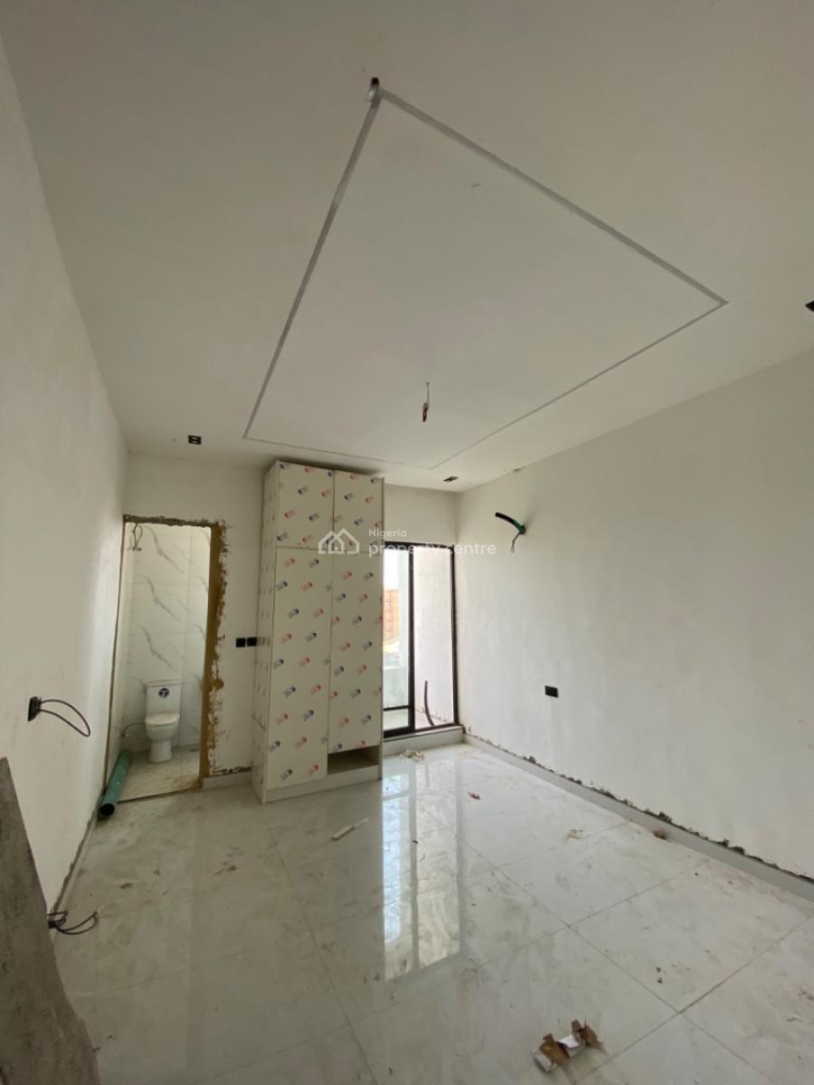 4 Bedroom Pent House Apartment  with Bq, Ikate, Lekki, Lagos, Block of Flats for Sale