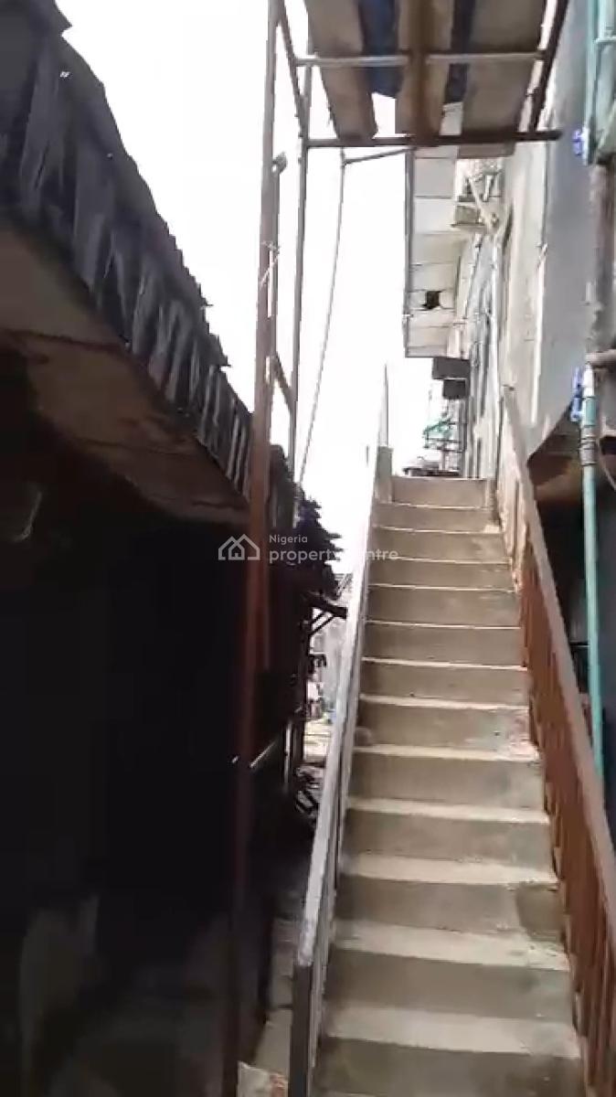 Superb Properties, Miyaki Street, Oworonshoki, Shomolu, Lagos, House for Rent