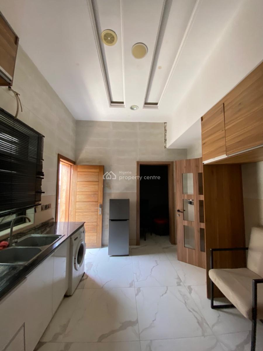 4 Bedroom Semi Detached Duplex, Platinum Road, Lekki, Lagos, Semi-detached Duplex for Rent