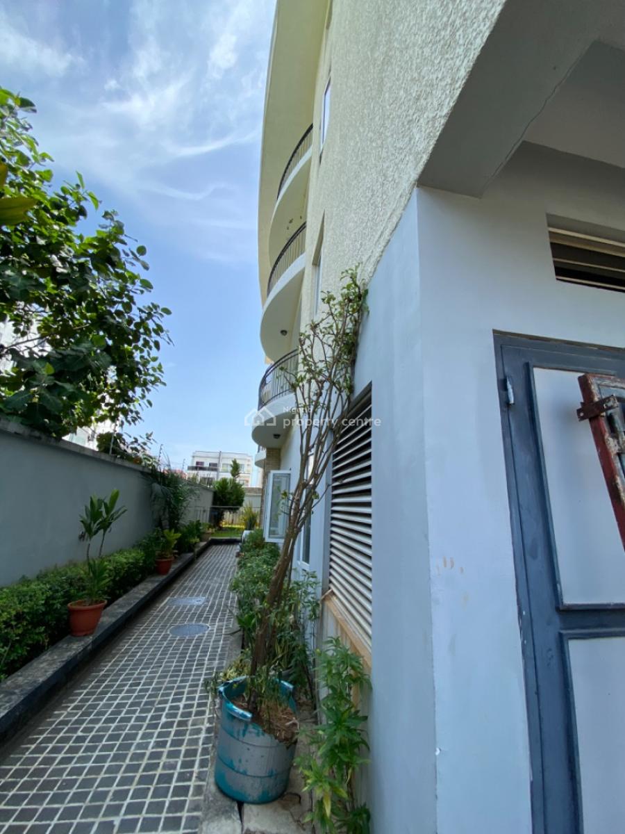 3 Bedroom Apartment with Bq, Ikate, Lekki, Lagos, Flat / Apartment for Rent