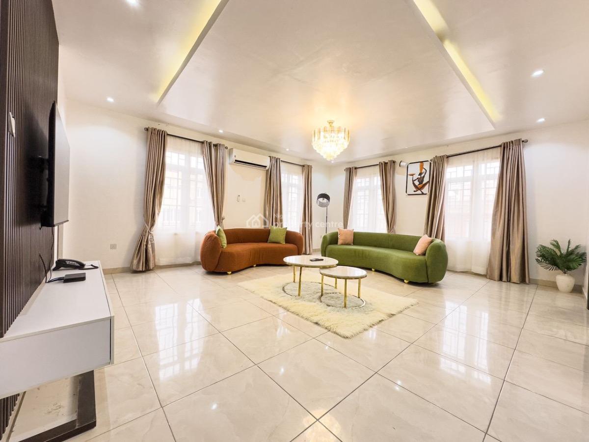 Luxury 3 Bedroom Apartment, Oluwakayode Jacobs Crescent, Freedom Way, Lekki Phase 1, Lekki, Lagos, Flat / Apartment Short Let
