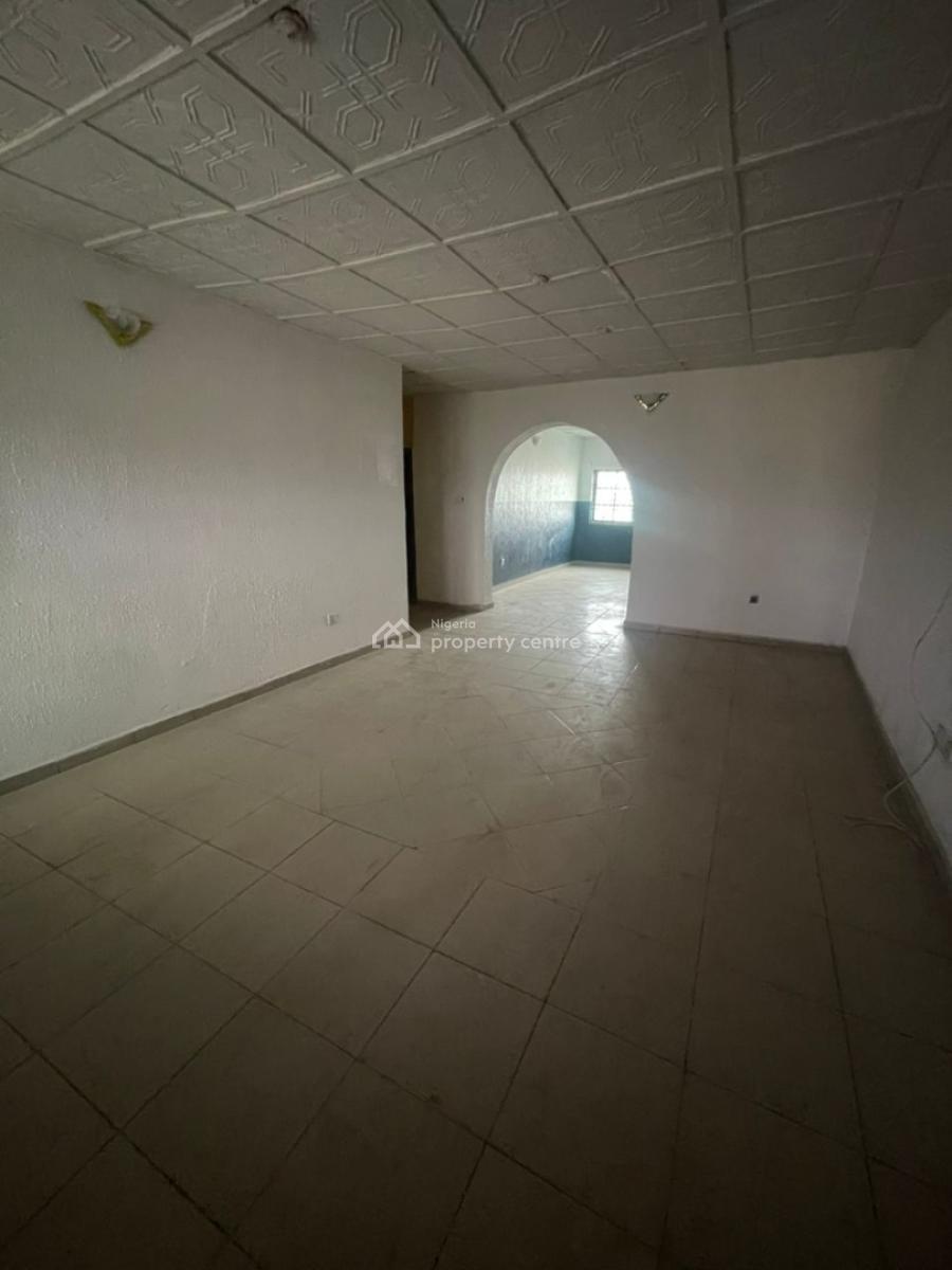 3 Bedroom Downstairs Flat, Seaflow Estate, Gbagada, Lagos, Flat / Apartment for Rent