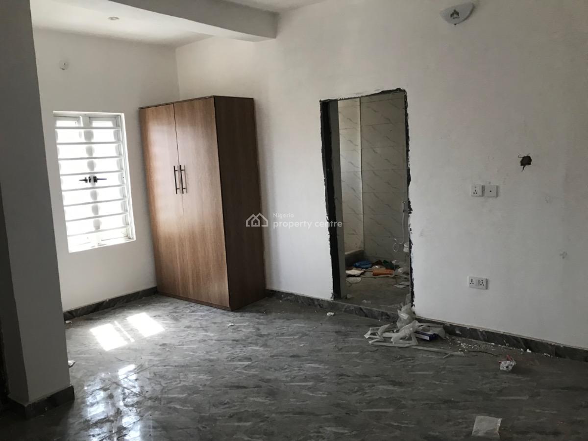 Newly Built Executive Luxury 2 Bedroom Flat, Alagomeji, Yaba, Lagos, Flat / Apartment for Rent