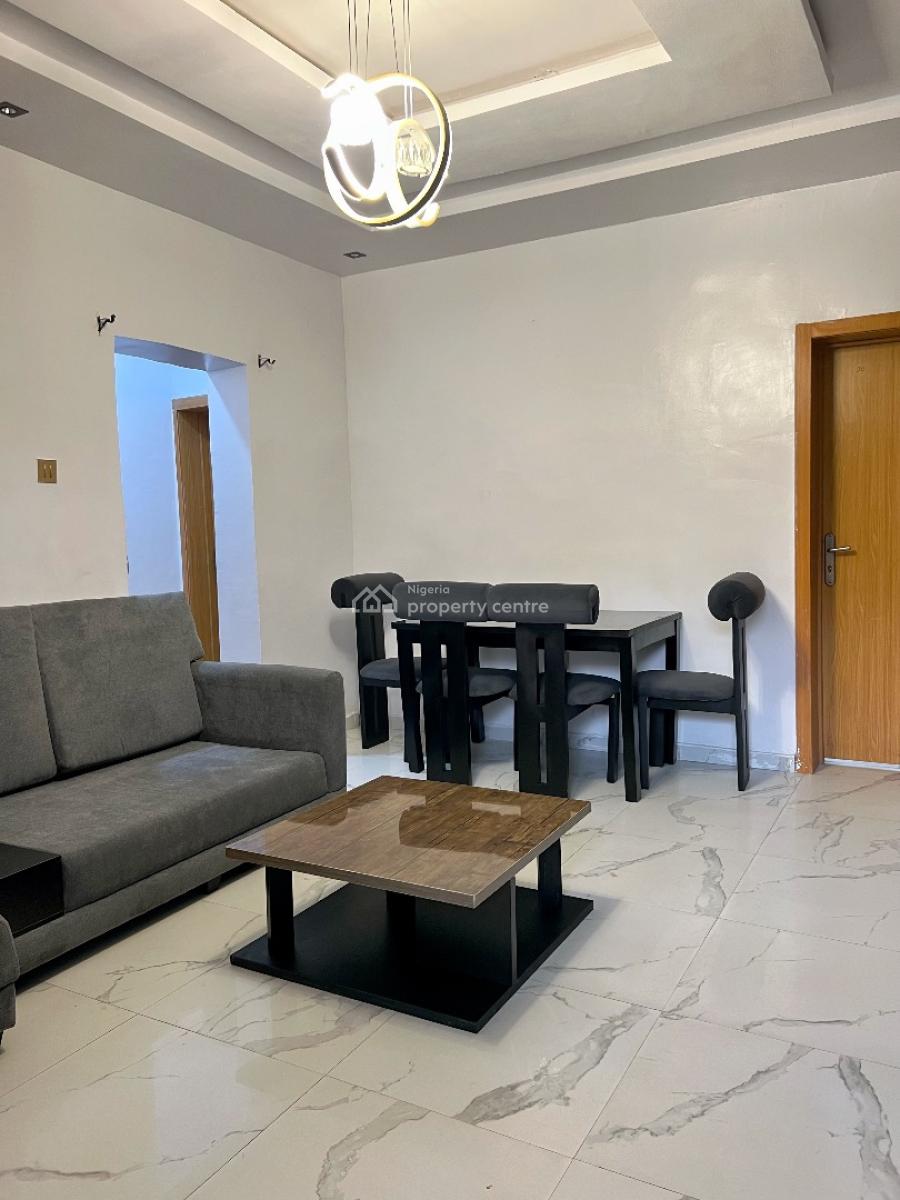 Spacious 2 Bedroom Flat in Ilupeju for Family Stays/ Hangouts, 14, Arikewuyo Street, Off Ilupeju-onipanu Road., Ilupeju, Lagos, Flat / Apartment Short Let