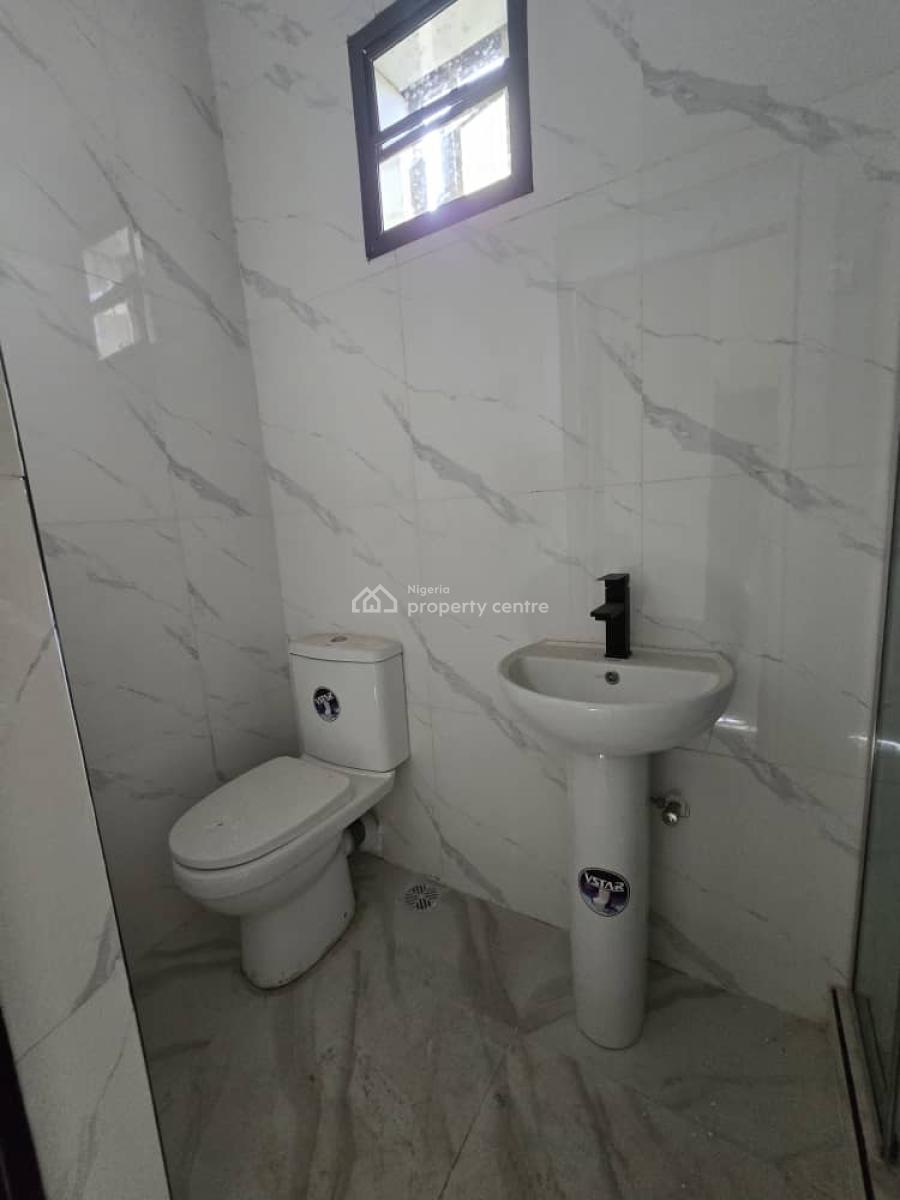 Direct Listing -- Luxury 2 Bedroom Apartment, Lekki Phase 1, Lekki, Lagos, Flat / Apartment for Sale