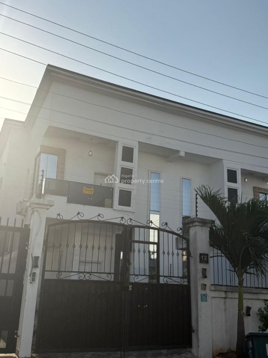 Spacious Four (4) Bedrooms Terrace Duplex, Osapa, Lekki, Lagos, Terraced Duplex for Rent