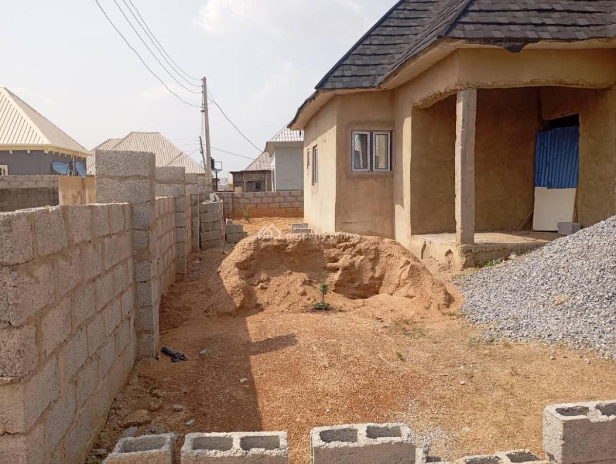 3 Bedroom Detached Duplex with Bedroom, Fha By Amac Market, Lugbe District, Abuja, Detached Bungalow for Sale