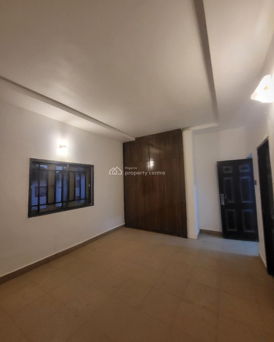 Luxurious Massive 2bedroom Flat Brand New, By Old Secteriate, Garki, Abuja, Flat / Apartment for Rent