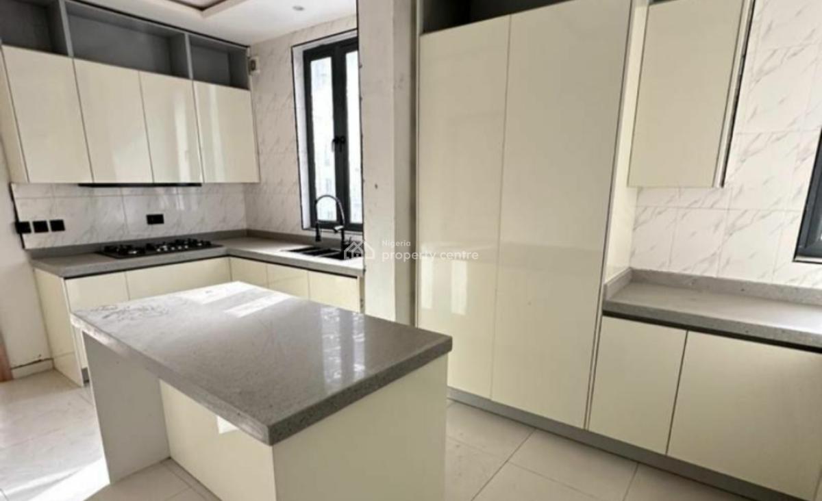 Luxury 3 Bedroom Apartment with Swimming Pool & Gym, Lekki Phase 1, Lekki, Lagos, Flat / Apartment for Sale