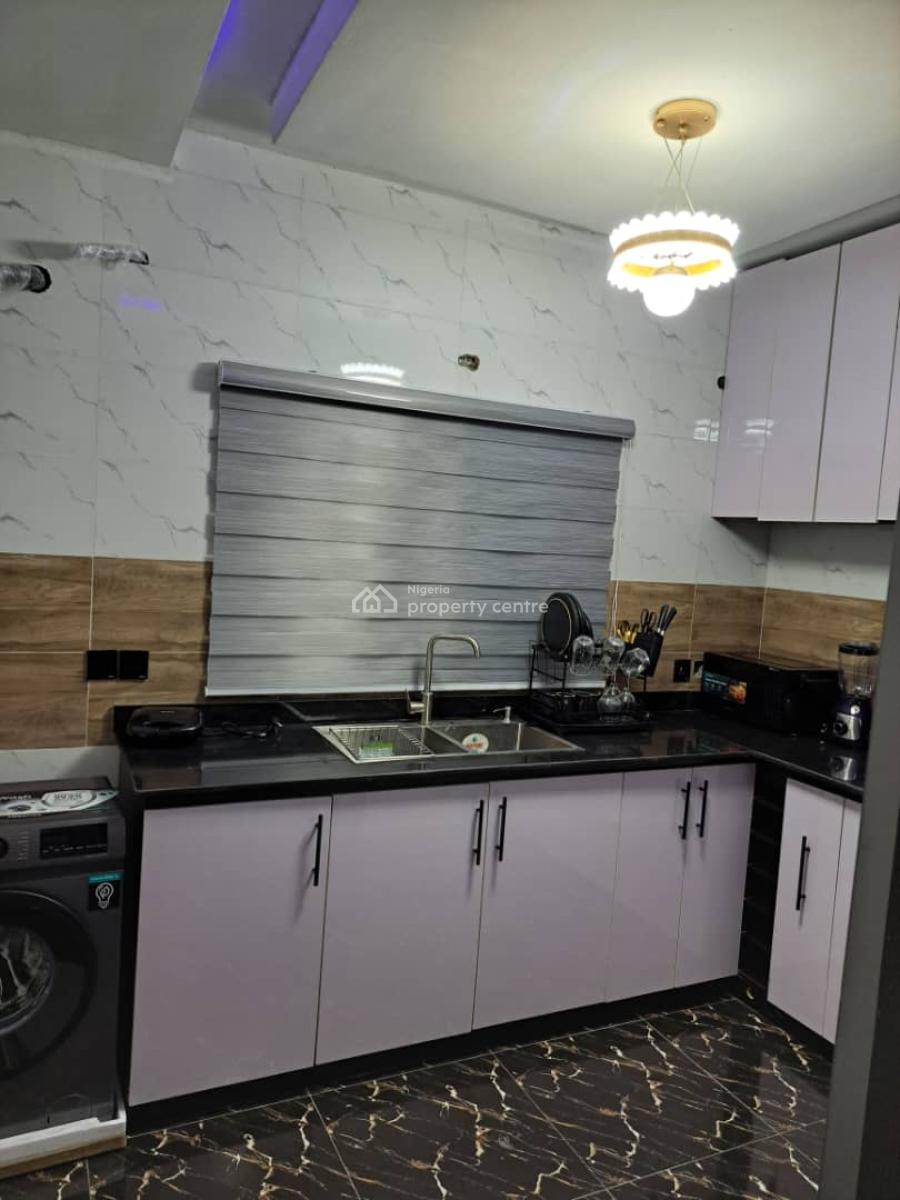Diolux Comfy 2 Bed Apartment, Sangotedo, Ajah, Lagos, Flat / Apartment Short Let