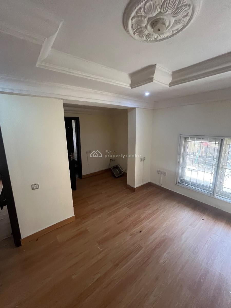 Self Contain, Off Admiralty Way, Lekki Phase 1, Lekki, Lagos, Self Contain (single Rooms) for Rent