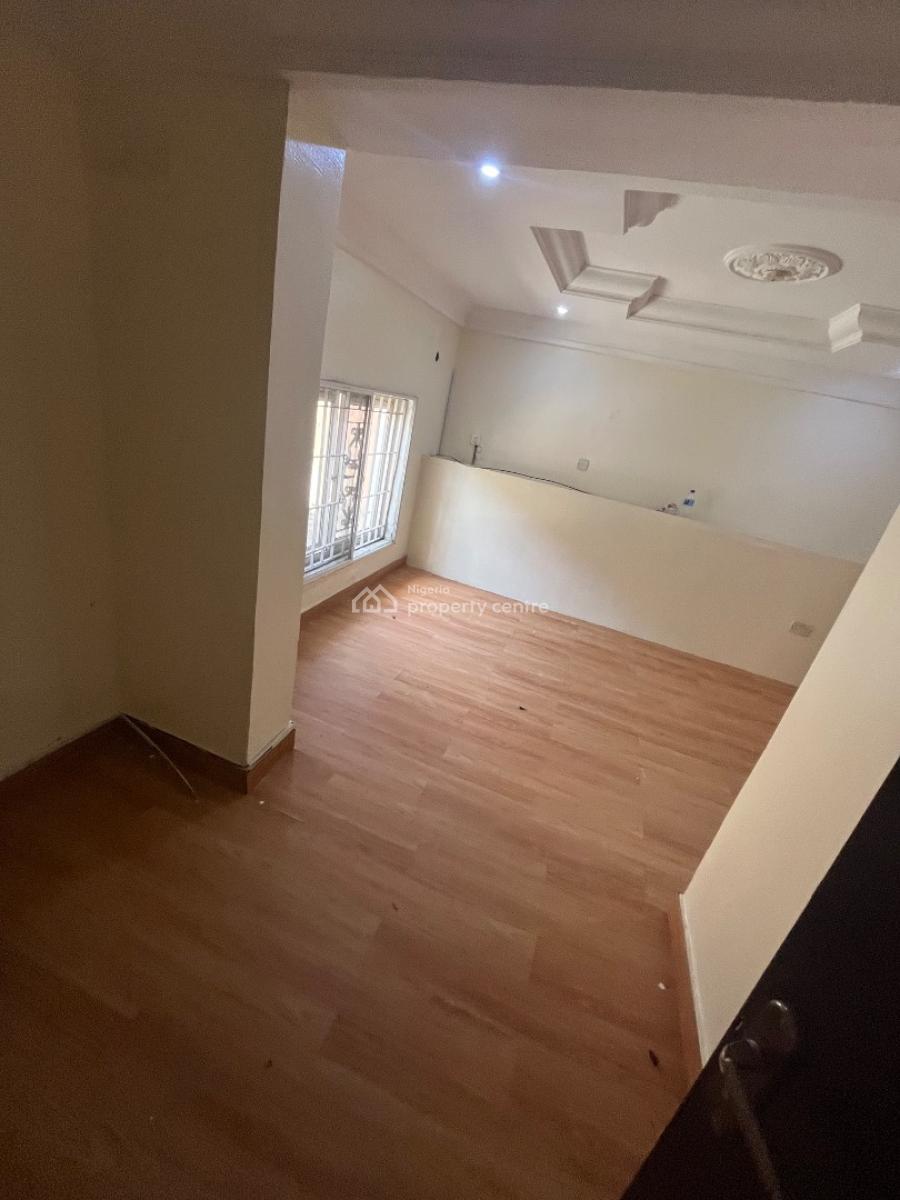 Self Contain, Off Admiralty Way, Lekki Phase 1, Lekki, Lagos, Self Contain (single Rooms) for Rent