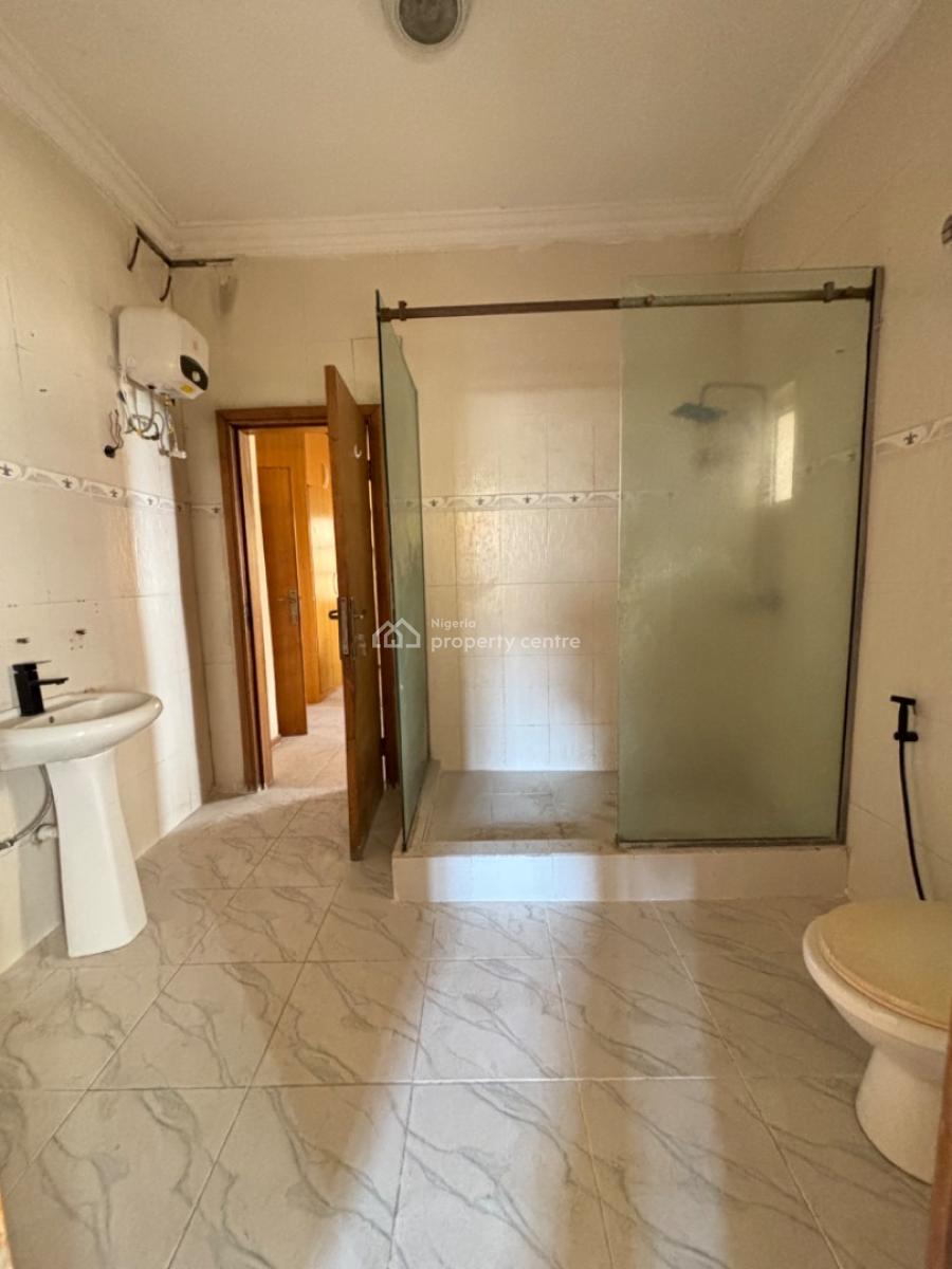 Self Serviced Spacious 5 Bedroom Semi Detached Duplex, Lekki Phase 1, Lekki, Lagos, Semi-detached Duplex for Rent