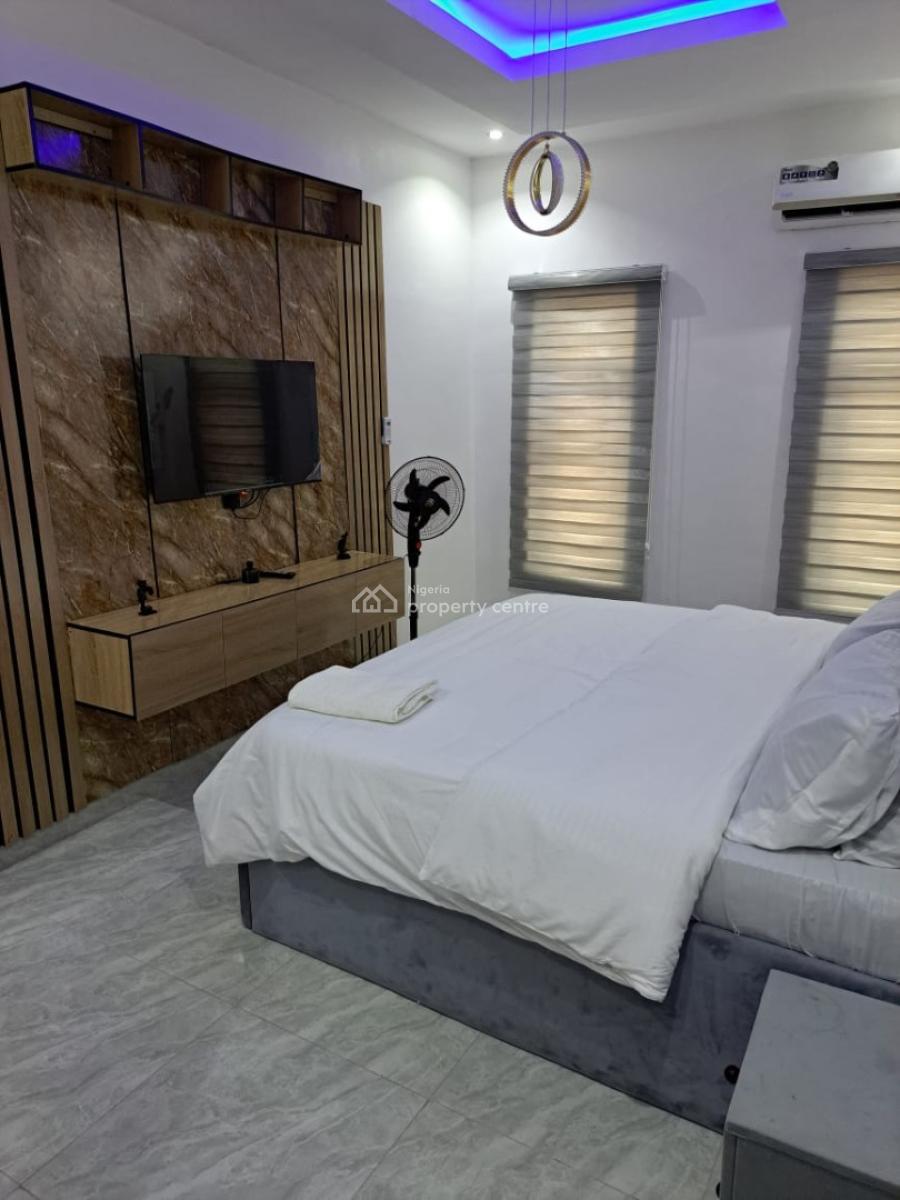 Diolux Clean 2 Bed Apartment, Sangotedo, Ajah, Lagos, Flat / Apartment Short Let