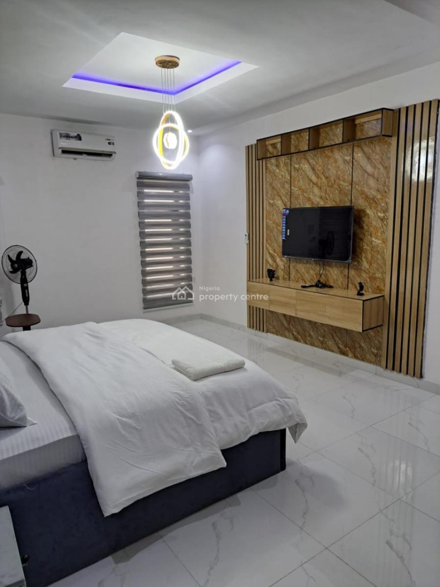 Diolux Clean 2 Bed Apartment, Sangotedo, Ajah, Lagos, Flat / Apartment Short Let