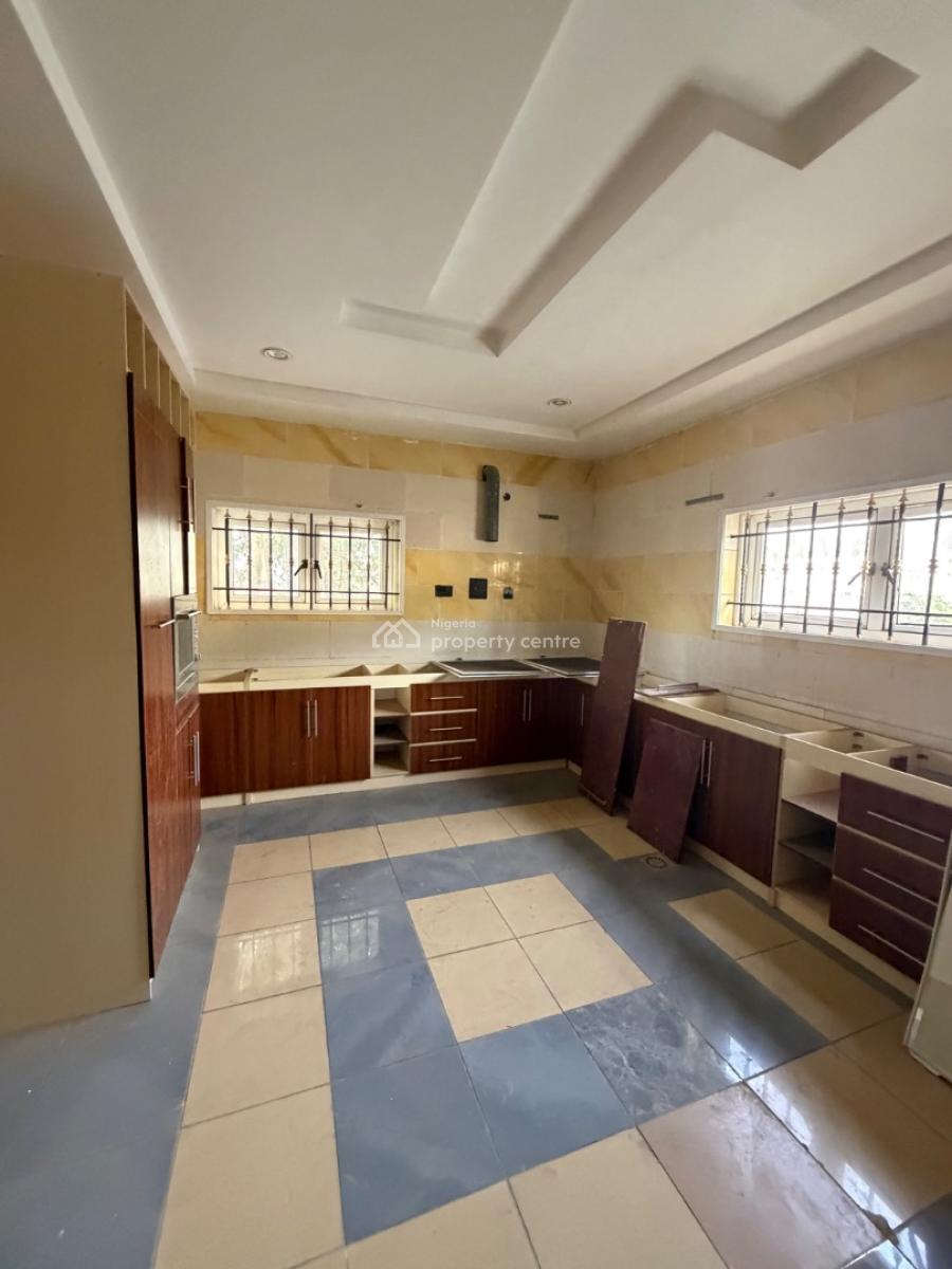 Standard 6 Bedroom Terrace with Bq, Main Asokoro, Asokoro District, Abuja, Terraced Duplex for Rent